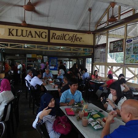 Kluang Barat Homestay Extérieur photo